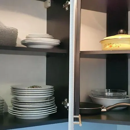 Apartment Top Center